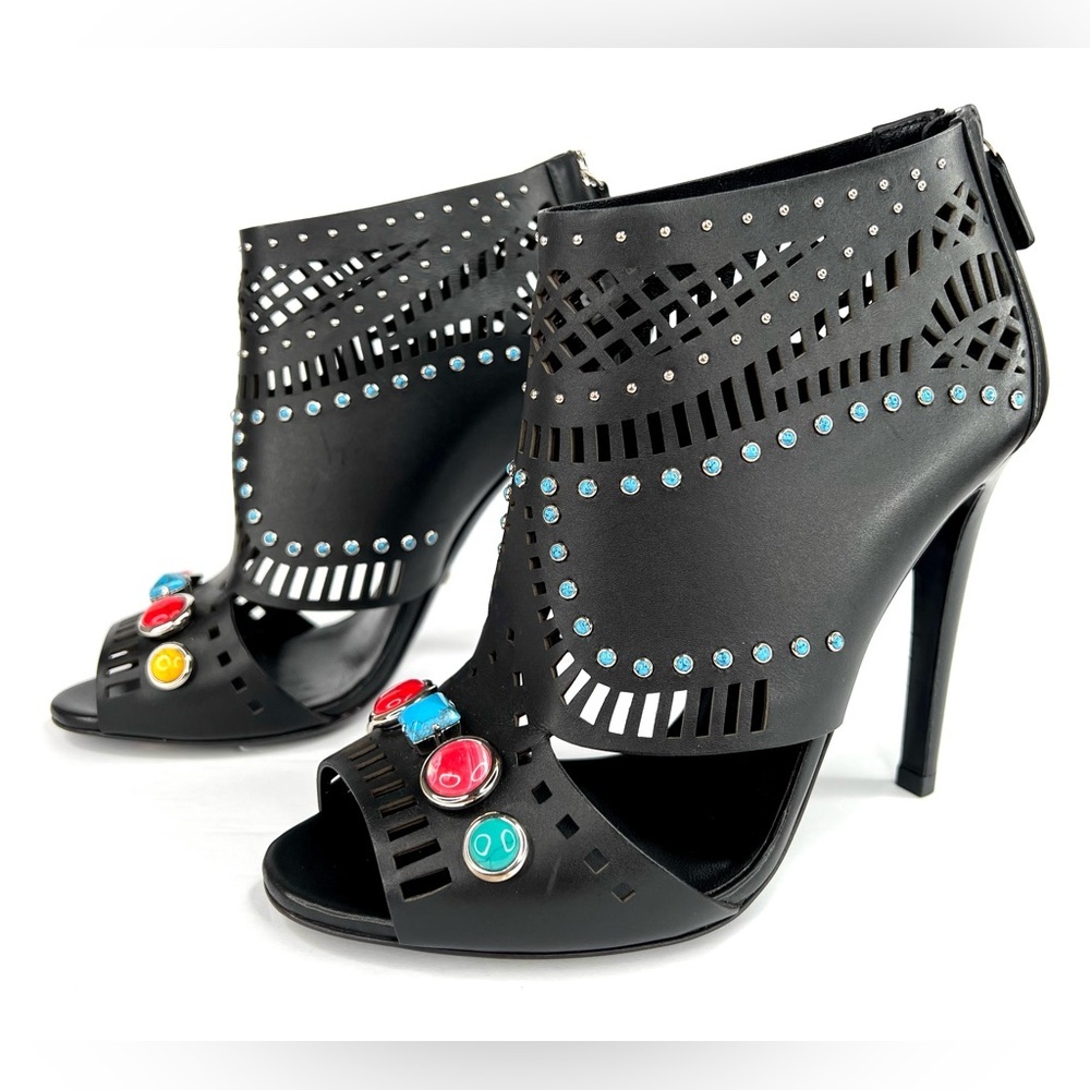 GUCCI LIKA LASER CUT LEATHER STONE STUD EMBELLISHED LOGO ANKLE BOOT SIZE EU 38 - Picture 11 of 11
